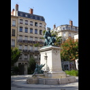 Statue André Marie Ampère auf dem Place Ampère